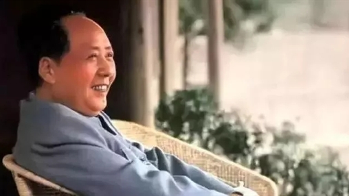 紀(jì)念毛澤東同志誕辰126周年！致敬一代偉人！