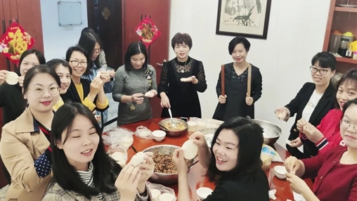 共享歡樂 | 百裕集團(tuán)營銷中心喜樂鬧元宵、暖心慶生日