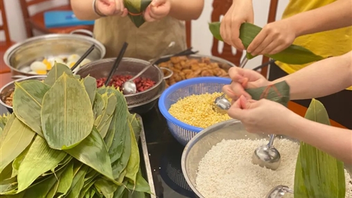 粽享歡樂(lè) I 濃濃粽香情，百裕一家親